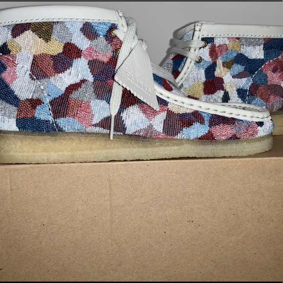 multicolor wallabee clarks